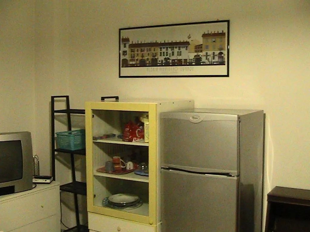 B&B Bayres House Milano 0*,