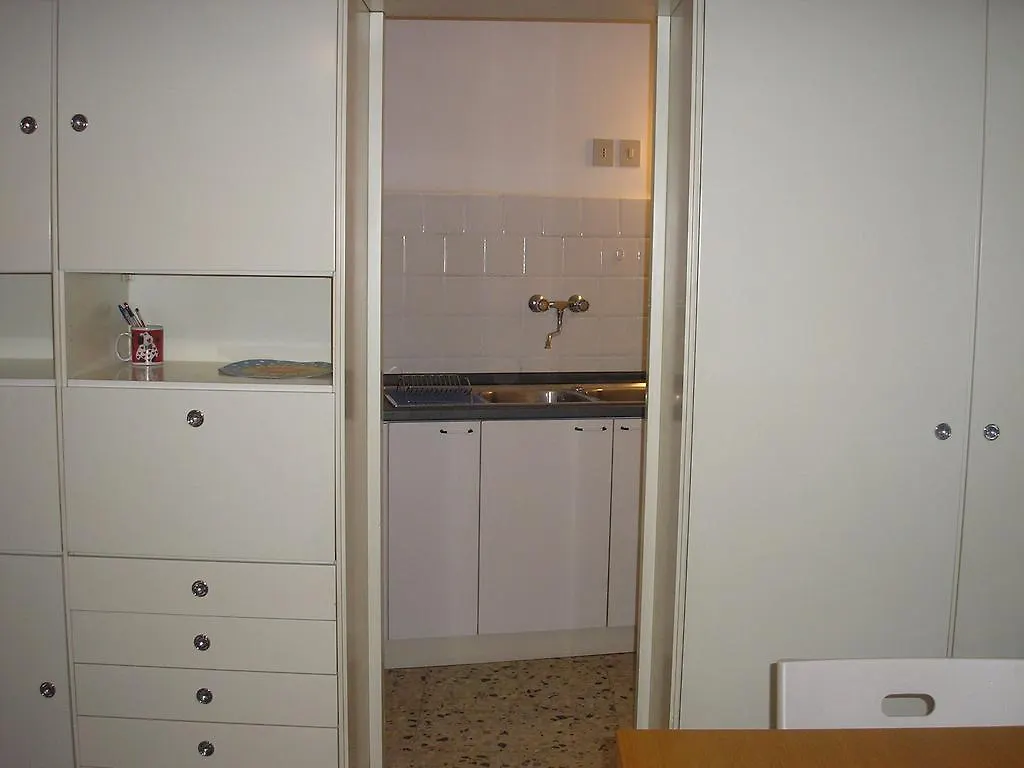 Apartment B&B Bayres House Milan Italy