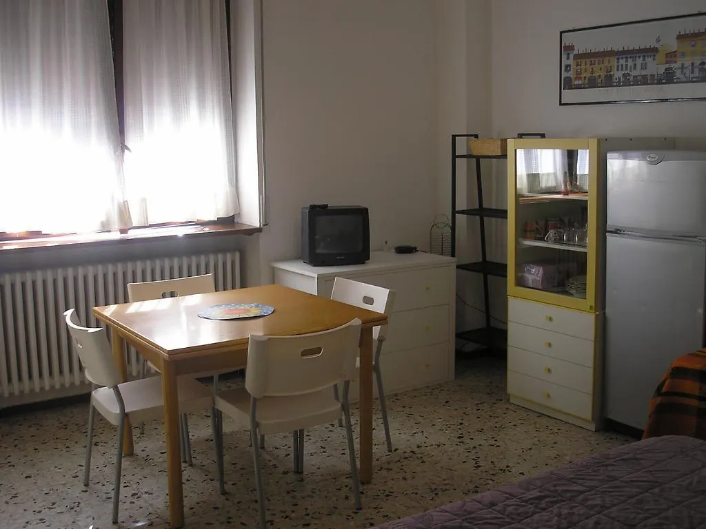 B&B Bayres House Milan 0*,