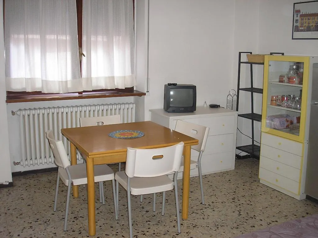 B&B Bayres House Milan Apartment