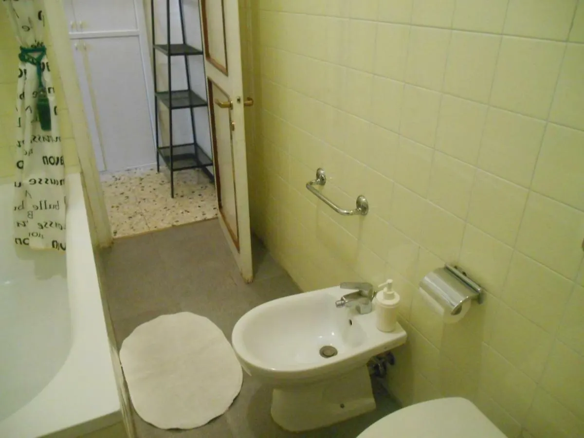 B&B Bayres House Milan Apartment